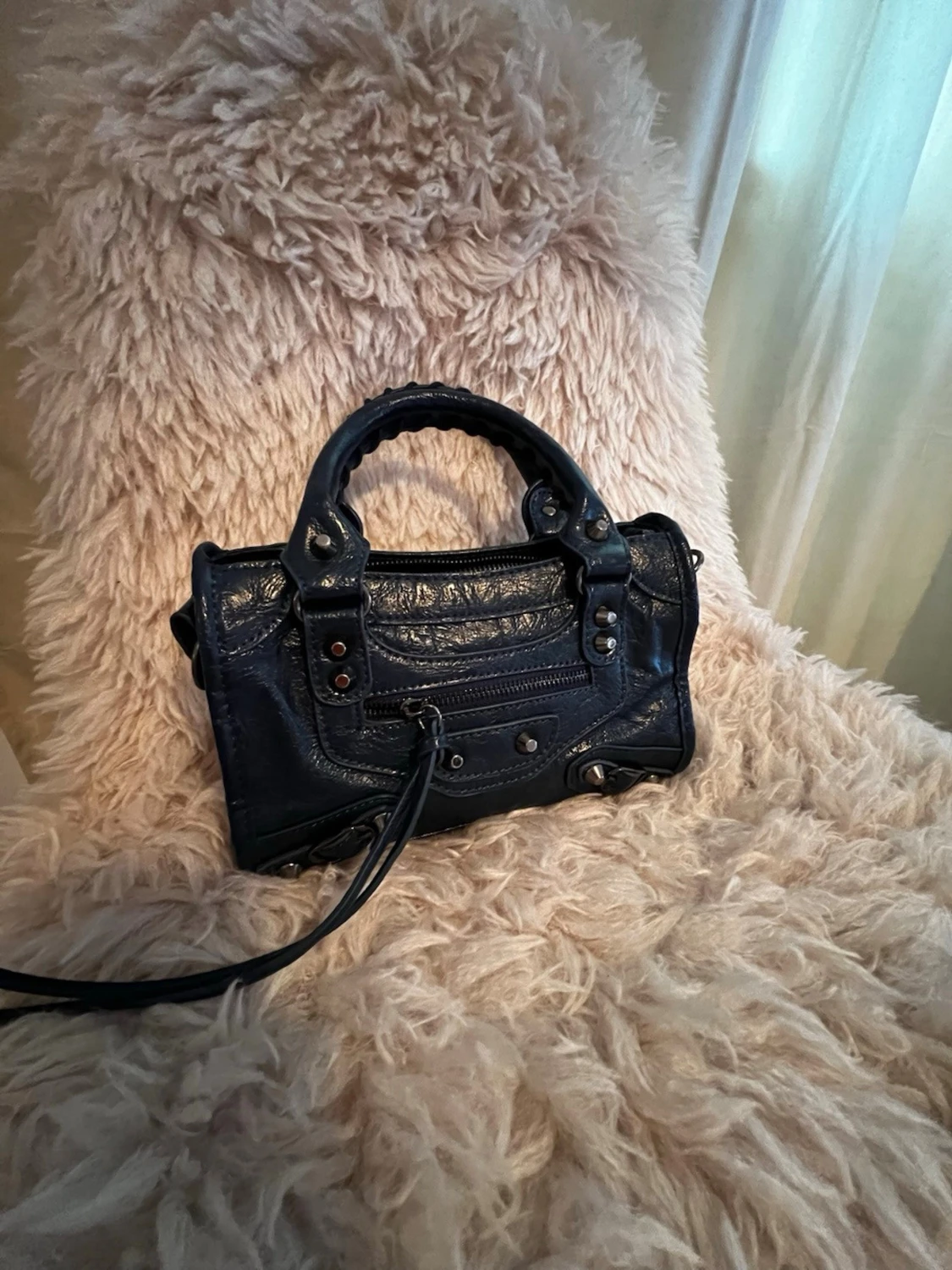 Mörkblå söt väska  - 2