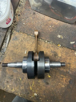 Original vev am6 - Inget glapp i veven ena lagret är helt okej andra lagret skulle behövas bytas. Pris kan ändras