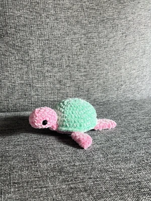 Virkad sköldpadda  - Handgjord virkad söt liten sköldpadda 
