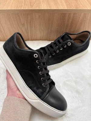 Lanvin cap toe | 43 - Det Lanvin skor (Nappa) - skick: bra! - storlek: 43 - tillbehör: inget og - nypris 6000kr - v.collection