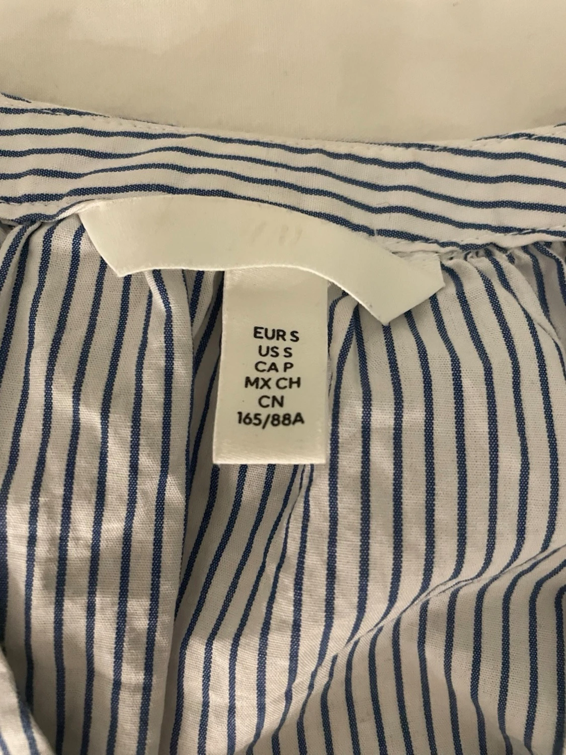 Randig blus med knappar från H&M - 3