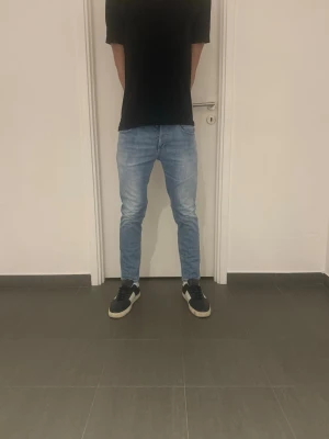 Dondup jeans - Säljer nu dessa feta Dondup jeans, skriv för fler bilder/frågor😊