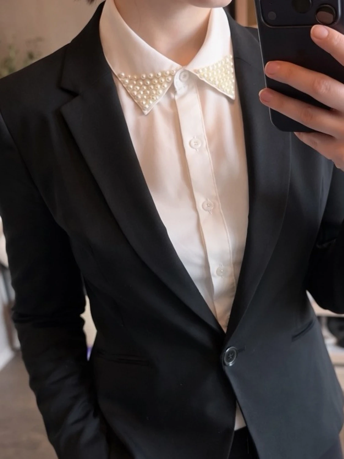 Vit blus med pärlkrage från veromoda  - 5