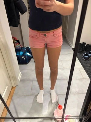 Rosa shorts - Jätte fina rosa shorts från tally weijl! De passar perfekt till sommaren.