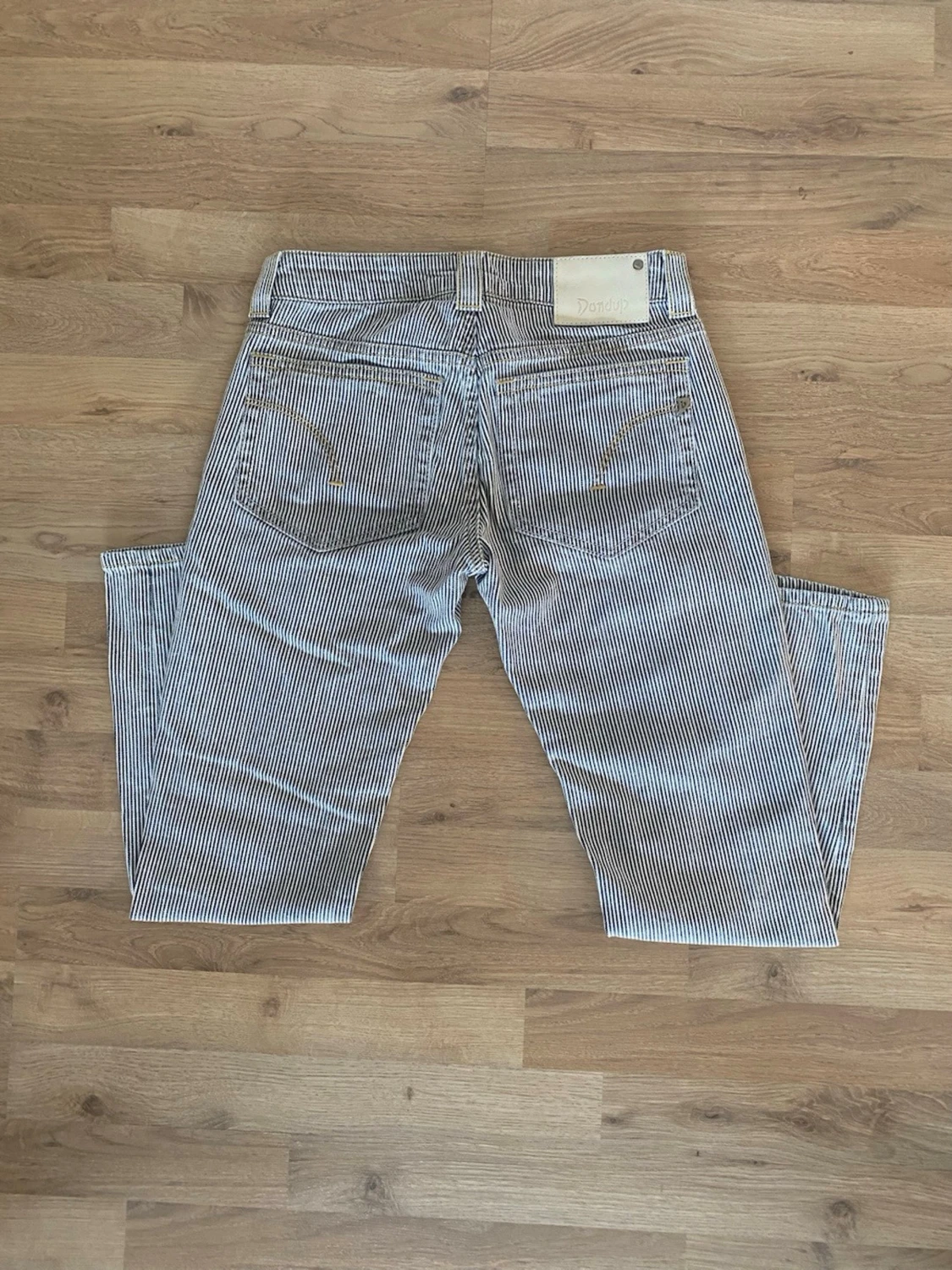 Randiga jeans från Dondup - 2