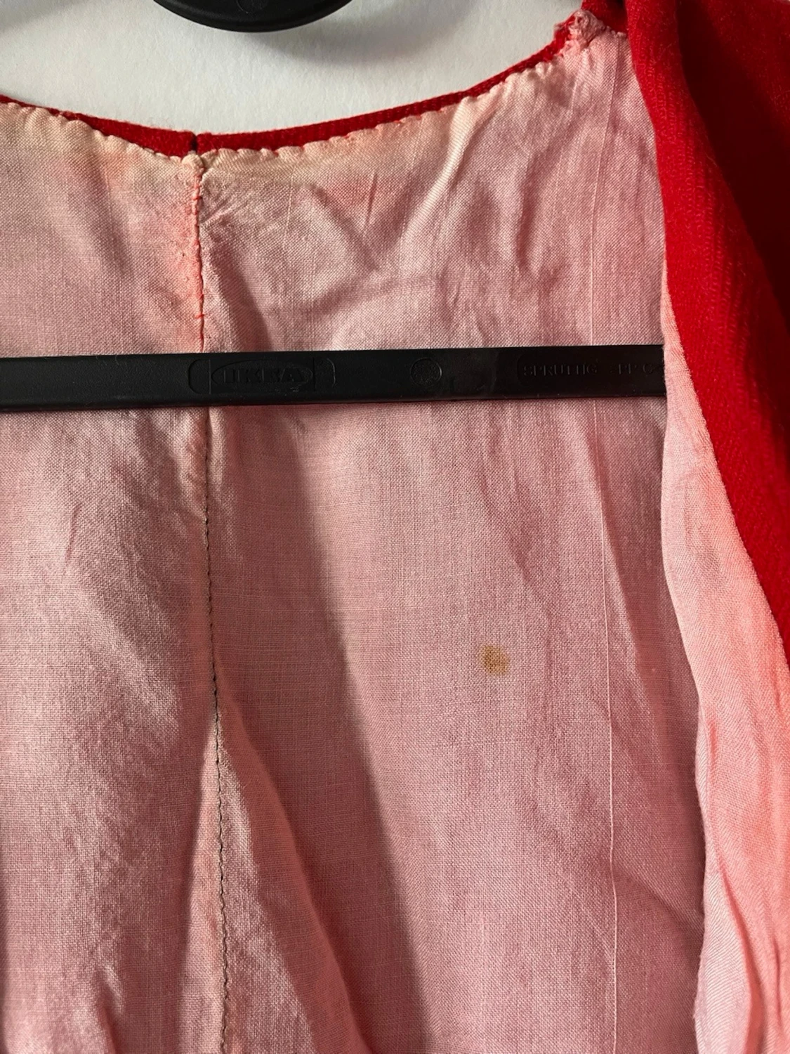 Röd broderad väst med blommor - 3