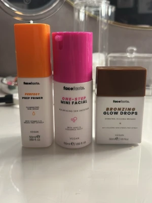 Skincare kit🫶🏻 - Ett kit med skincare till salu, minns ej vart jag köpt, endast provat en gång, skriv till mig vid frågor 🫶🏻