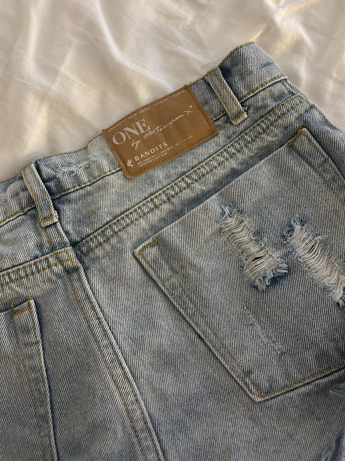 Ljusblå slitna jeansshorts One Teaspoon - 4