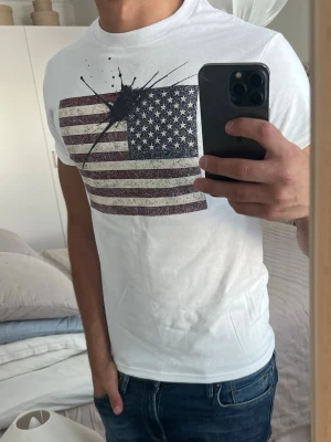 Concrete ink t shirt  - Nytt skick 