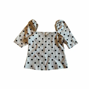 XS  - Fin prickig topp från H&M, bara använd ett fåtal gånger! ✨