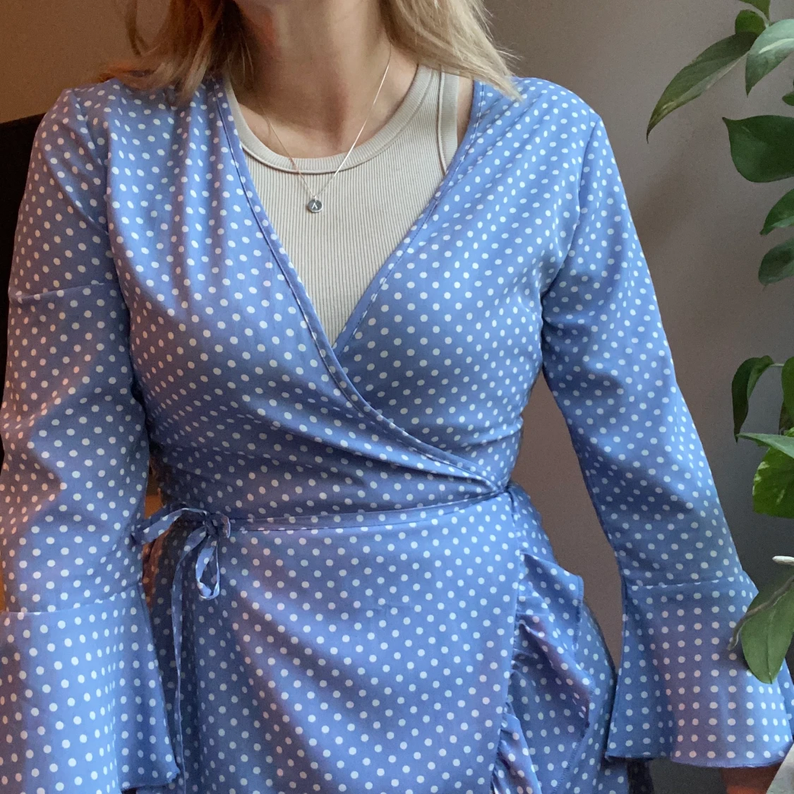 Gulligaste omlottklänningen!  - 89