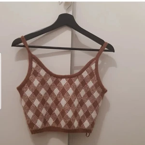 Zara magtröja storlek S - Jag säljer den för att jag använder inte den den kommer i mycket bra skick priset kan diskuteras 200+frakt 