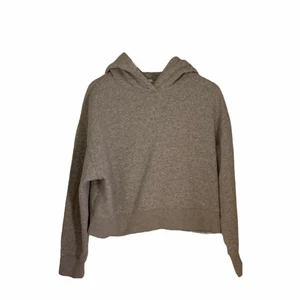 L  - Croppad hoodie från Zara 