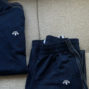 Alexander wang x Adidas tracksuit 2017  - Conditions 9/10