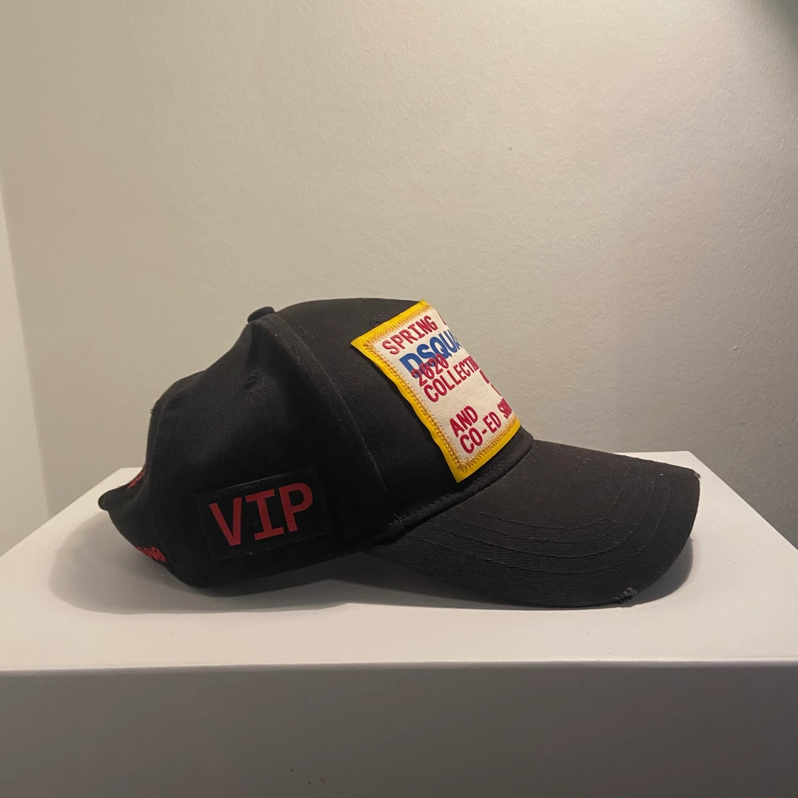 Limited edition Dsquared2 keps - 90