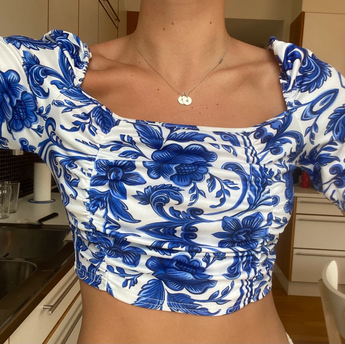 Boohoo crop top storlek 8