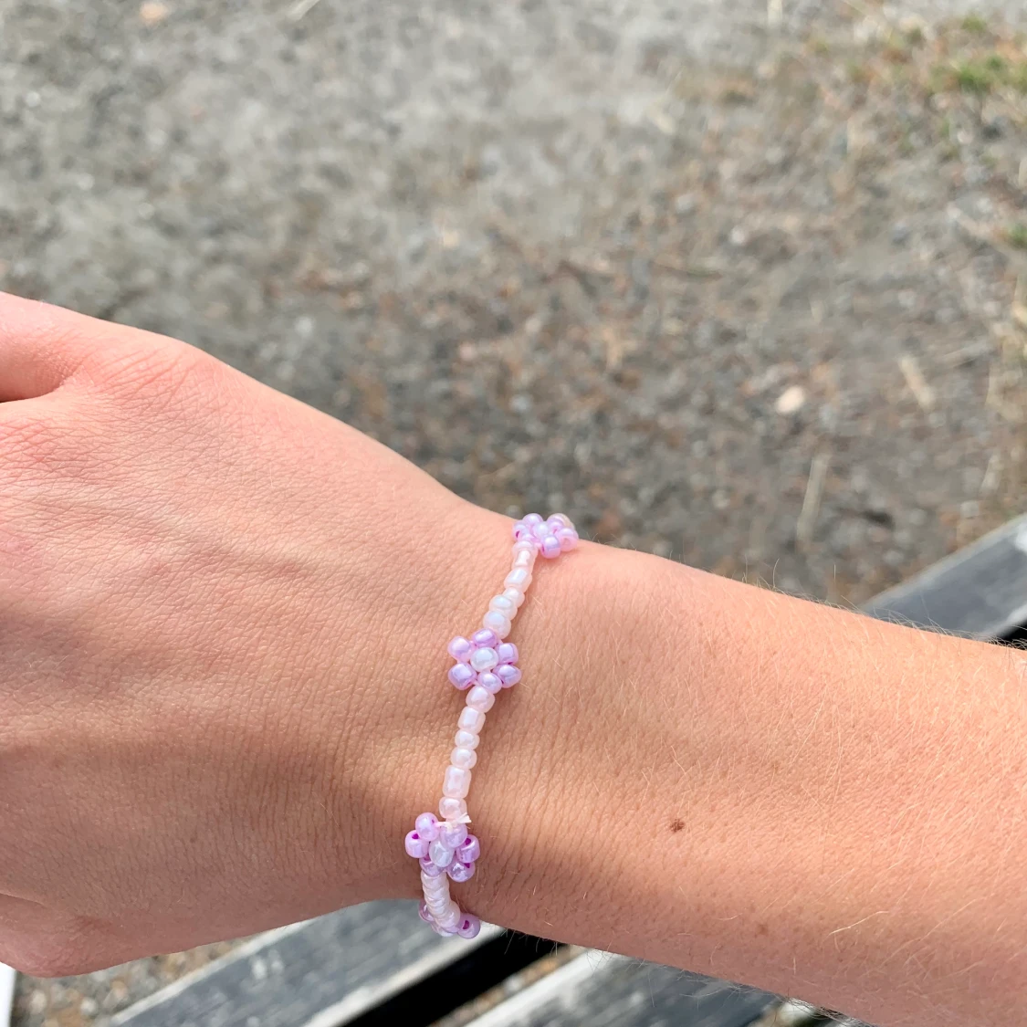 Smycken med pärlblommor  - 90