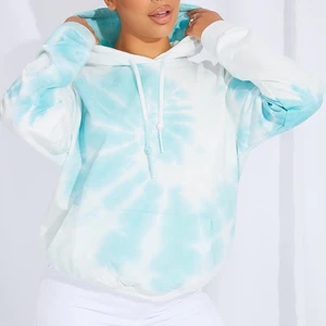 Blå tie dye hoodie  - Oanvänd! Möts upp i Stockholm, annars står köparen för frakt💙