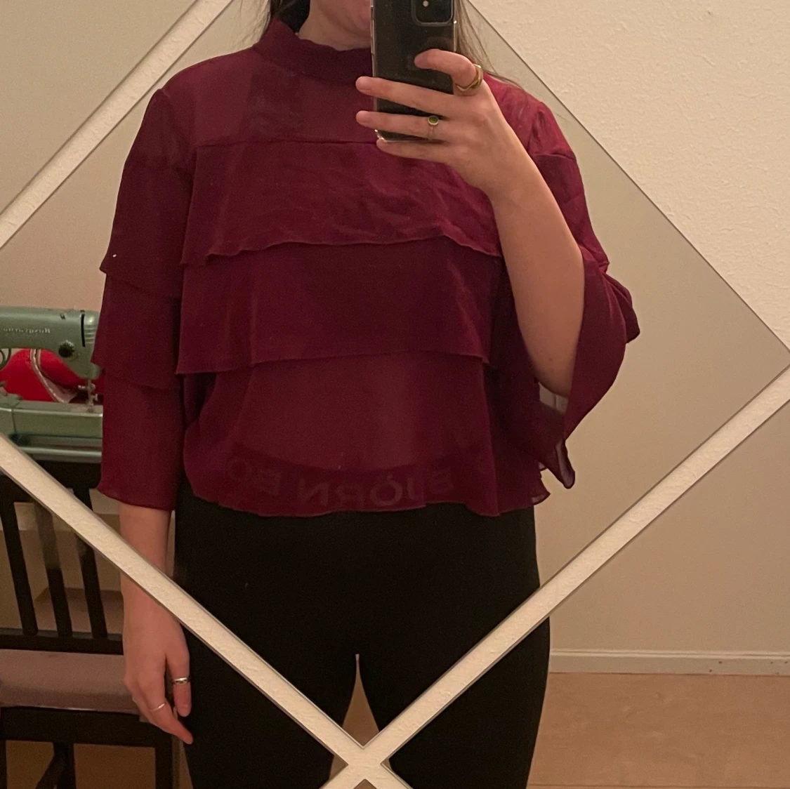 Burgundy sheer blus - 90