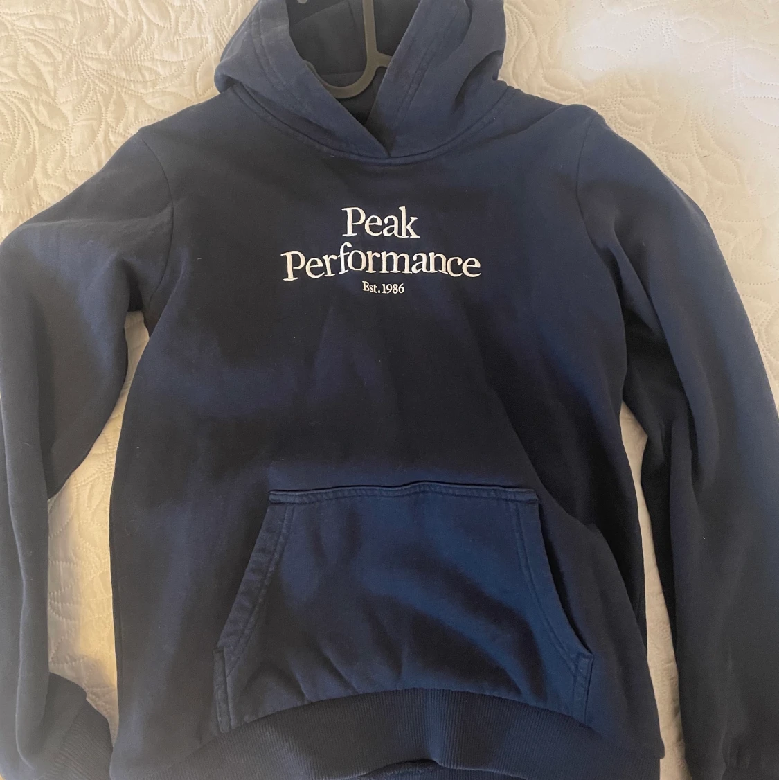 Peak performance hoddie marinblå