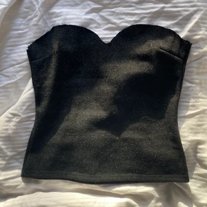 😍😍😍 - Glittrig topp som jag sytt själv! Stretchig och assnygg