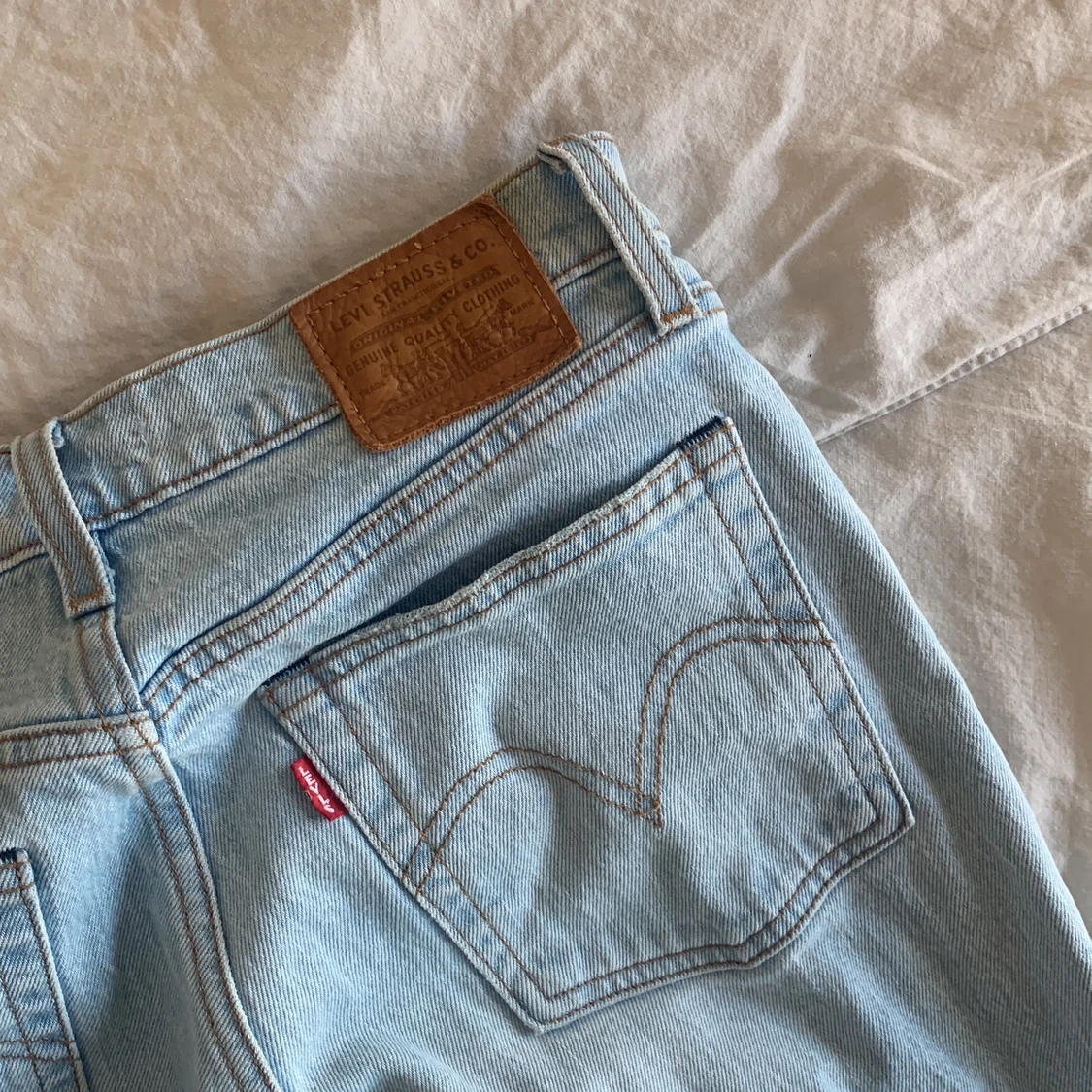 Levi’s jeans - 91