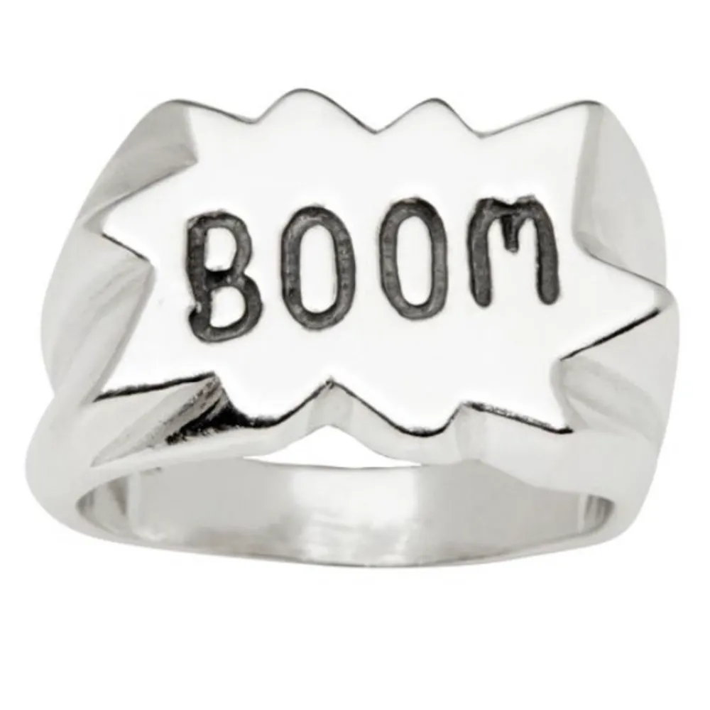 Intressekoll på min boom ring från Maria Nilsdotter❣️ säljer enbart vid bra bud! Ganska stor storlek men går att justera i butik.. Accessoarer.