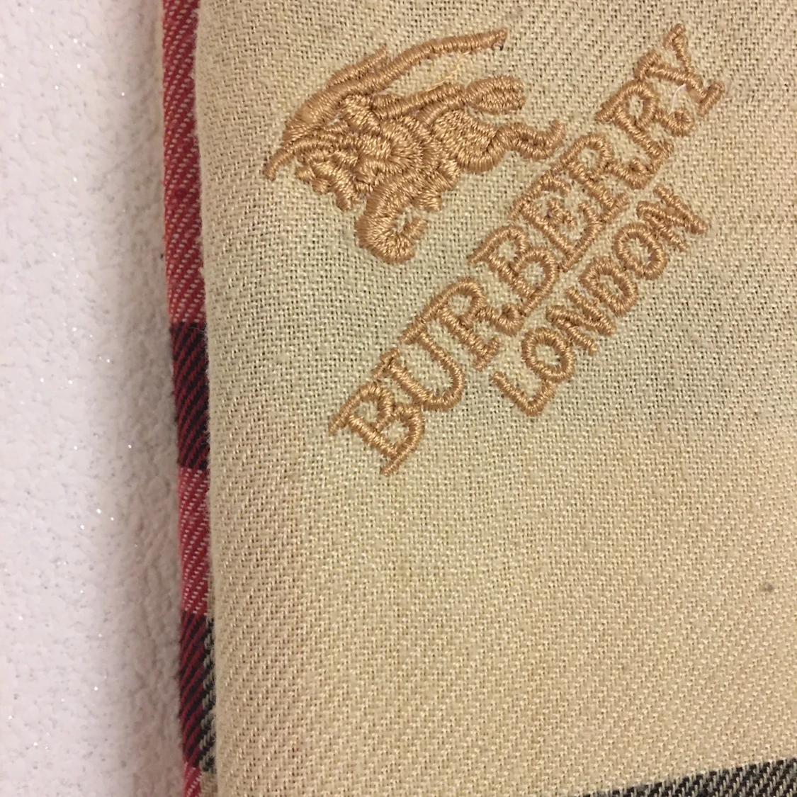 Burberry halsduk  - 91