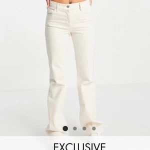 Jeans - Helt nya och oanvända jeans från asos! Säljer då de inte passade mig💖 120kr + frakt 