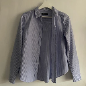 Gina tricot skjorta - En dam skjorta i storlek 36