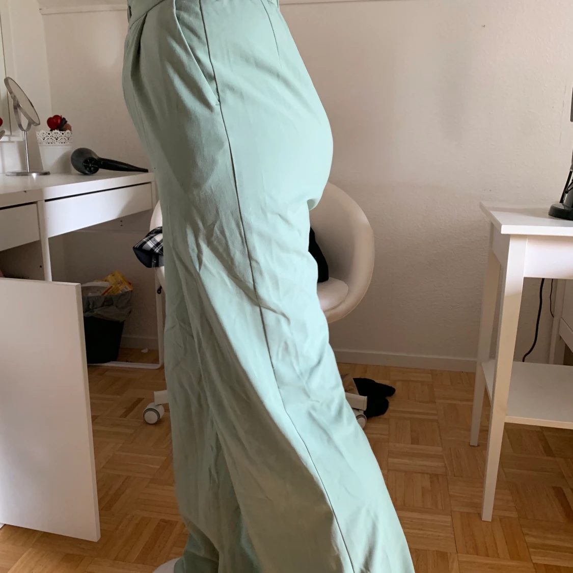 gröna kostymbyxor  - 90