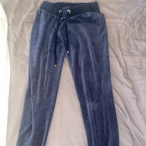 Cubus mjukis strl s  - Dem väl kända cubus byxorna i två färger i strl s❤️