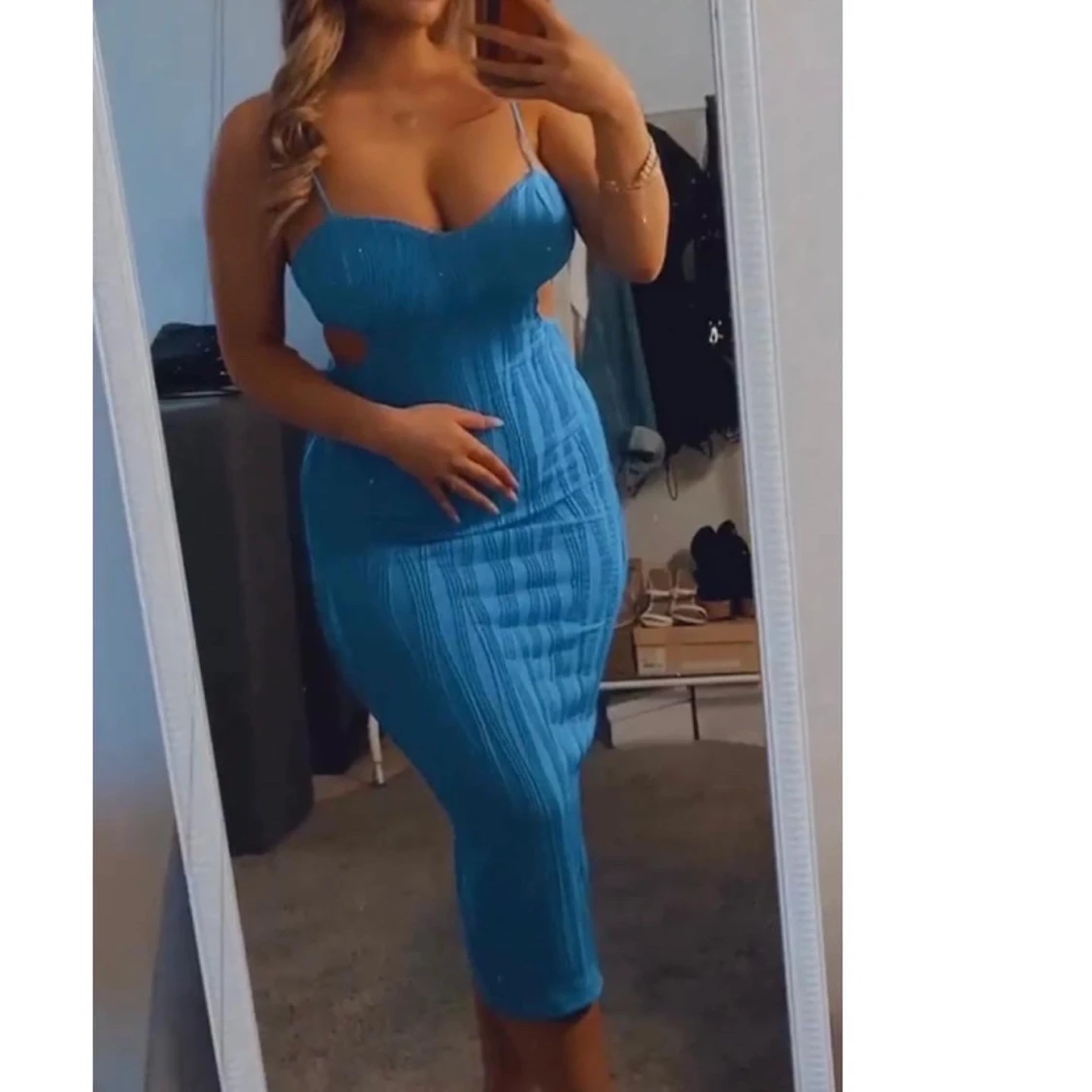 Blå klänning  - 90