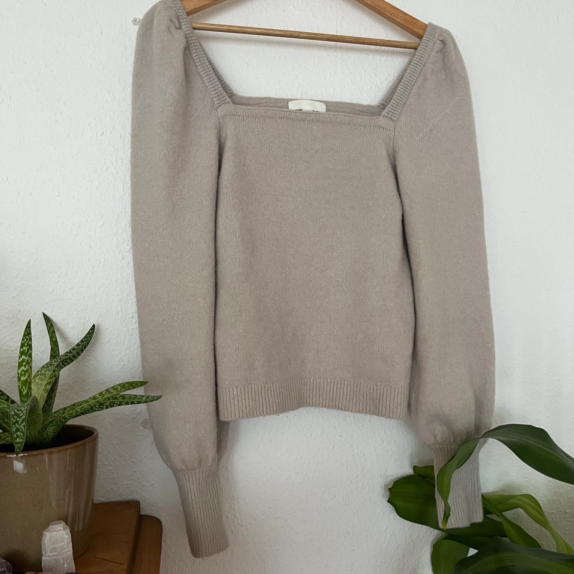 Beige stickad topp