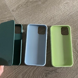 Mobilskal  - Alla tre mobilskal till iPhone 11 mini som är helt oanvända då jag köpte fel:/ Köpare står för eventuell frakt. 