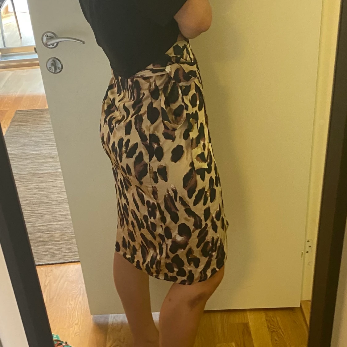 Leo-mönstrad omlottkjol  - 90