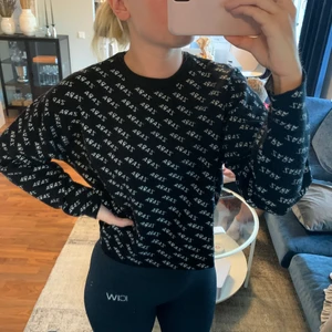 Tröja - Tjockare tröja från zara, storlek S