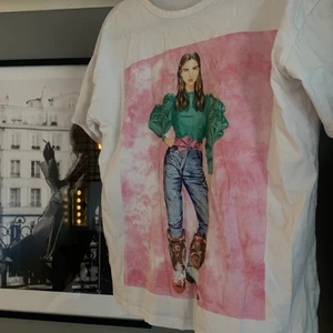 Cool t-shirt - Älskar men använder ej längre 