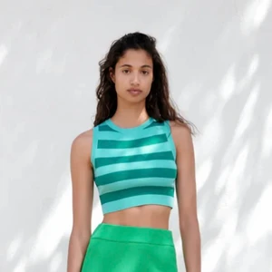 Topp - Superduperfin topp fin Zara 🤜🏽😇✨🥰.   Strl S-M passar Xs