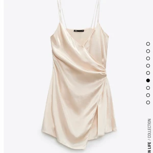 KLÄNNING FRÅN ZARA - Slutsåld klänning från zara i storlek S, köpt för 350kr