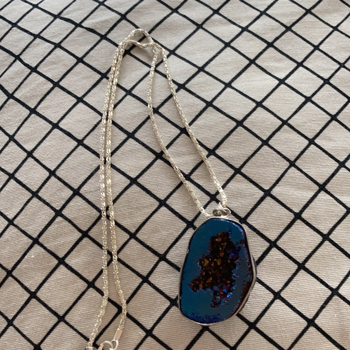 Halsband Sten kristall magisk