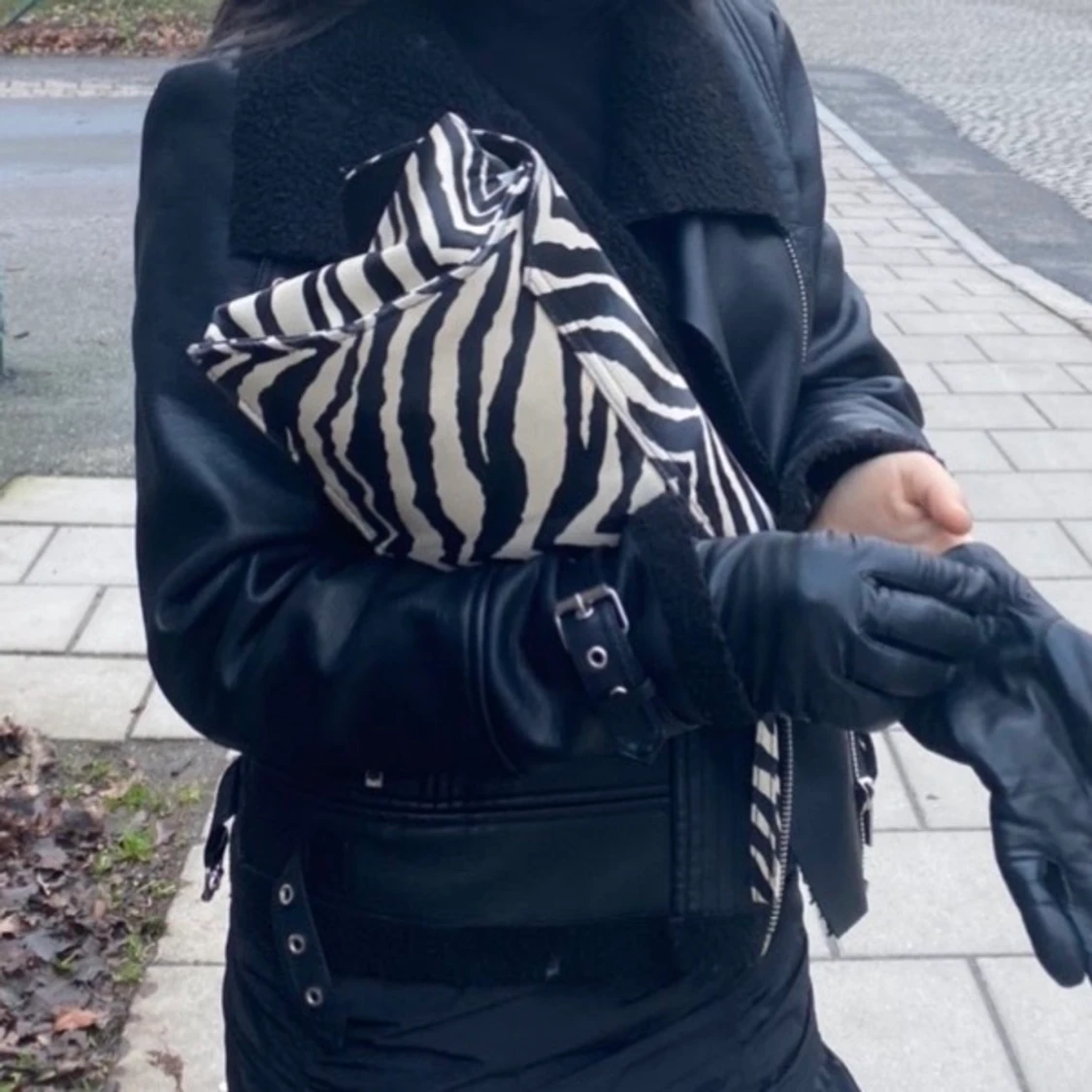 Skinnjacka storlek S-M