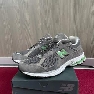 New balance 2002r, 44/US10, cond 9/10, flawless