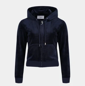 JUICY COUTURE KOFTA MÖRK BLÅ - Den är helt oanvänd i storlek M köptes för cirka 2 månader. Säljer för 600 