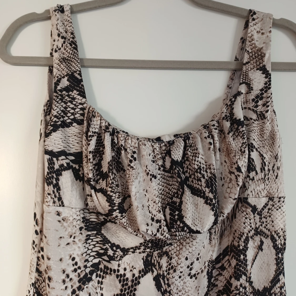 Klänning i nyskick!