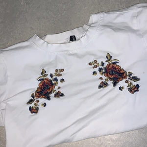 Vit t shirt - Storlek xs 