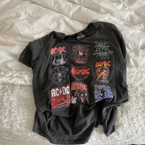 T shirt - Säljer denna coola oversized t shirten 💕