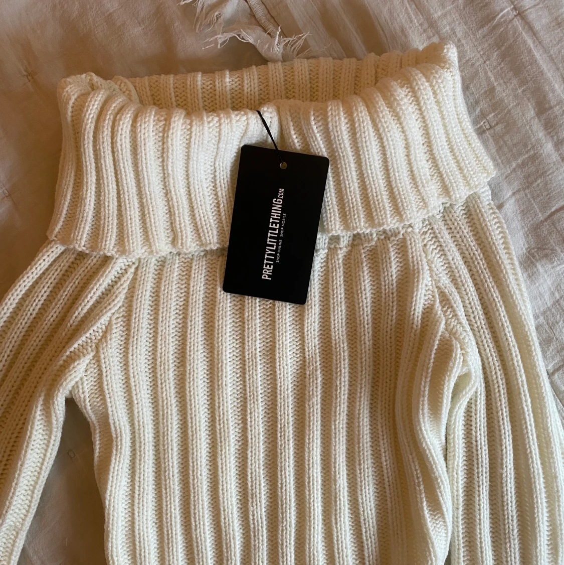 Vit stickad klänning - 90