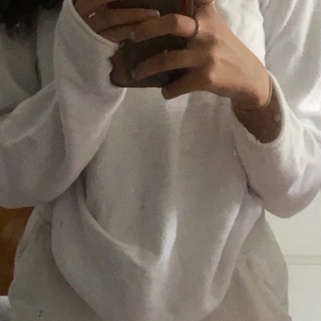 Vit långärmad tröja