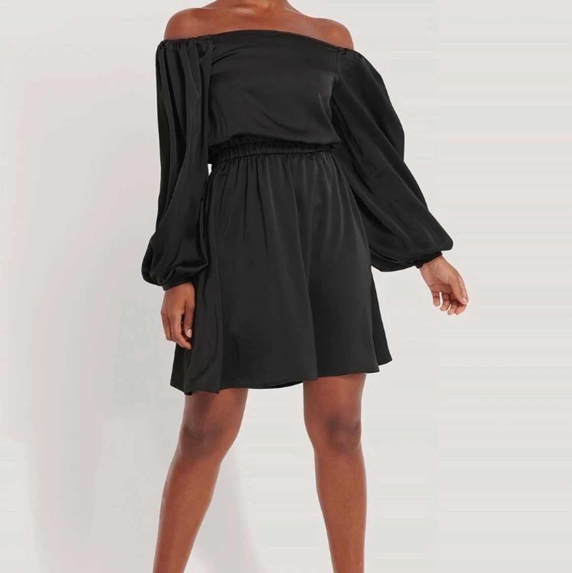 Helt ny klänning från NA-KD - 90